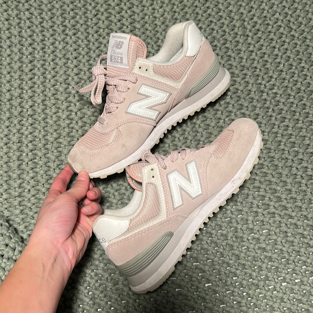 Women’s New Balance sneakers